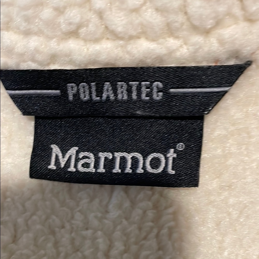 Marmot Tan and Cream Fleece Vest comfort and style - Picture 2 of 12